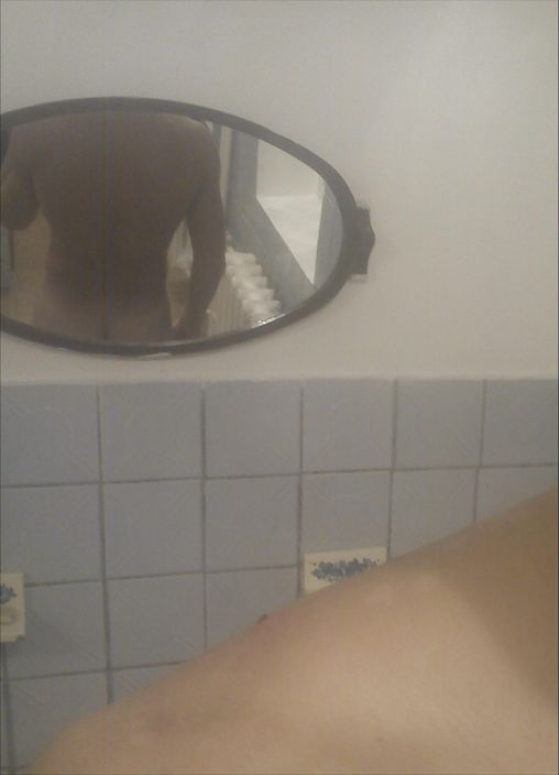 я):