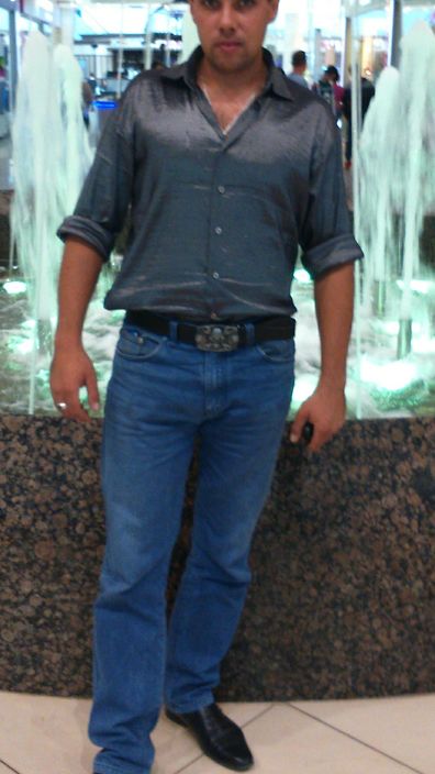 девушки кому????