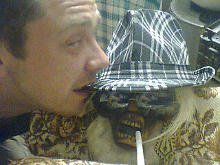 Страшный друг-помощник.