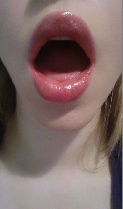 и губы у меня тоже красивые, кстати :)