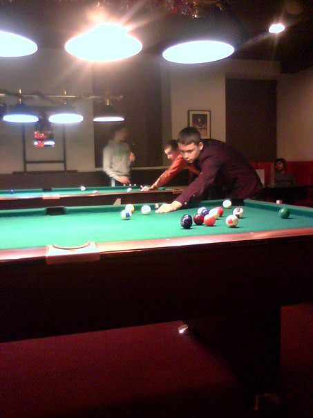 Ищу девушку)))