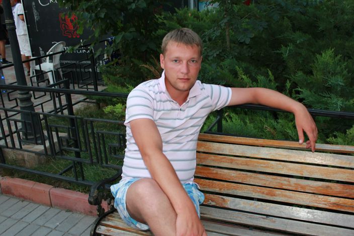 )))))))))))(((((((((((((((